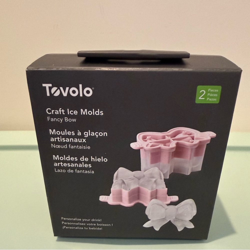 Pretty Tovolo Fancy Bow Craft Ice Molds- Set of 2- NIB